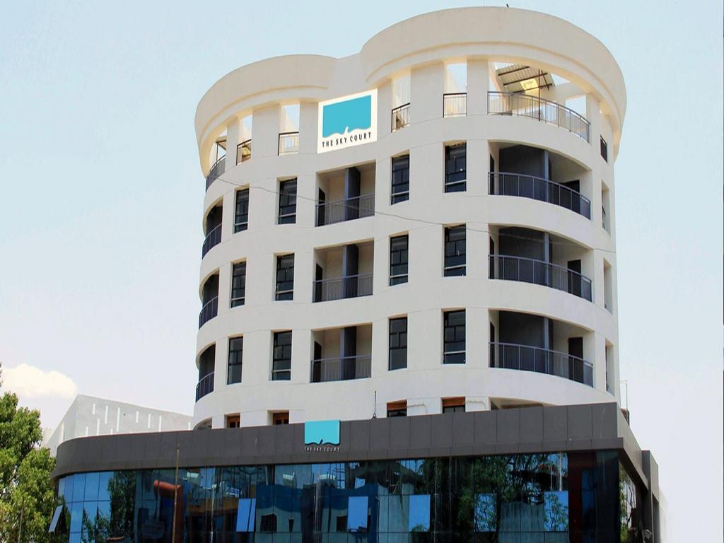 The Sky Court Hotel Aurangabad  Ngoại thất bức ảnh