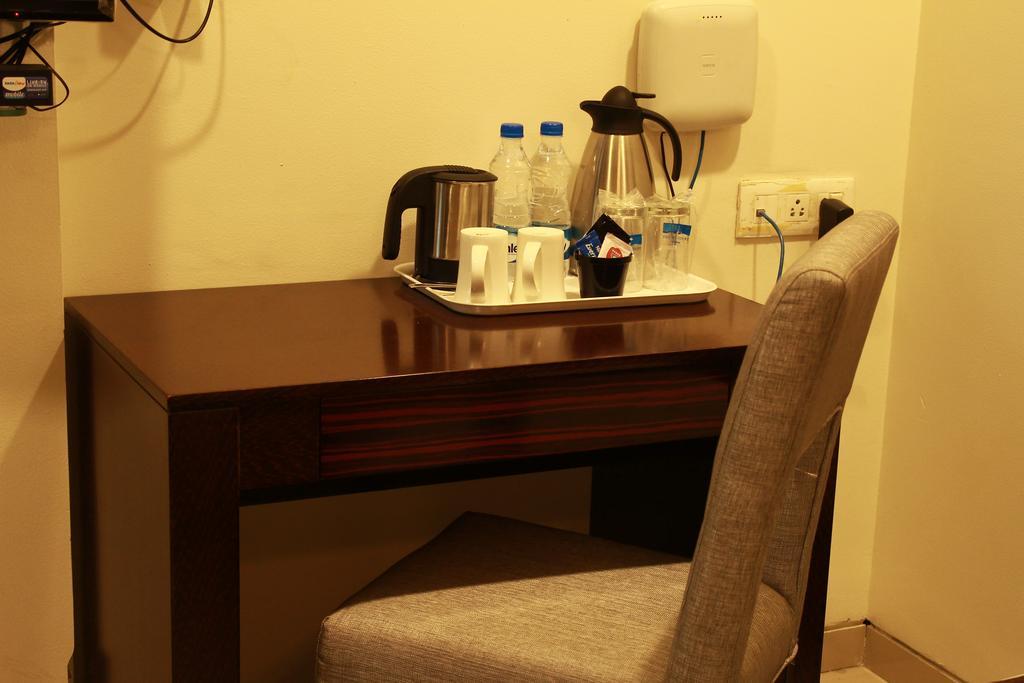 The Sky Court Hotel Aurangabad  Ngoại thất bức ảnh